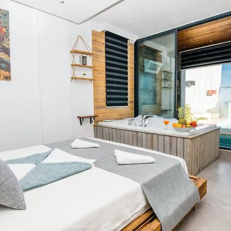 Seaview 2 Bedroom - 1134 *