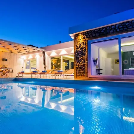 Seaview 2 Bedroom - 1134